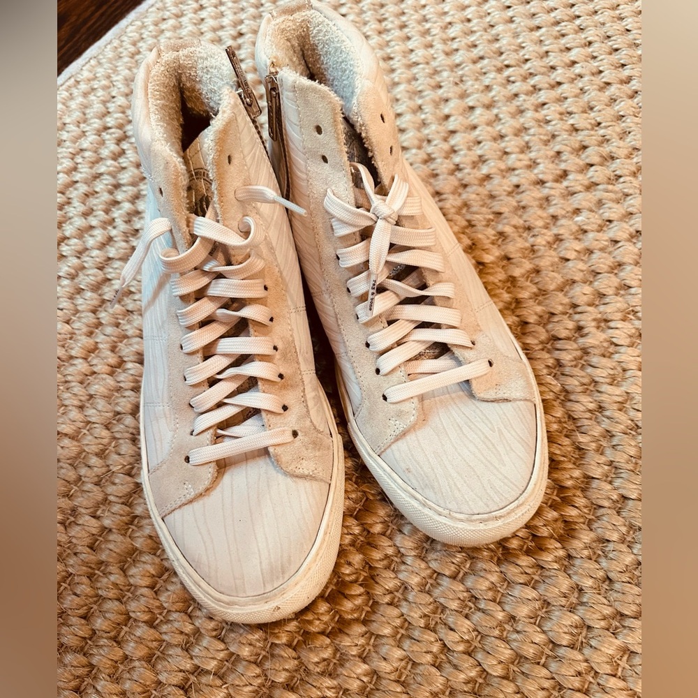 P448 Zebra White high tops 39